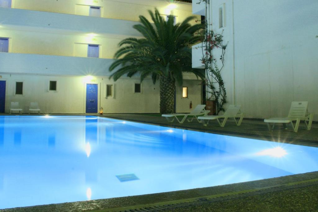 Golden Sun Apartment